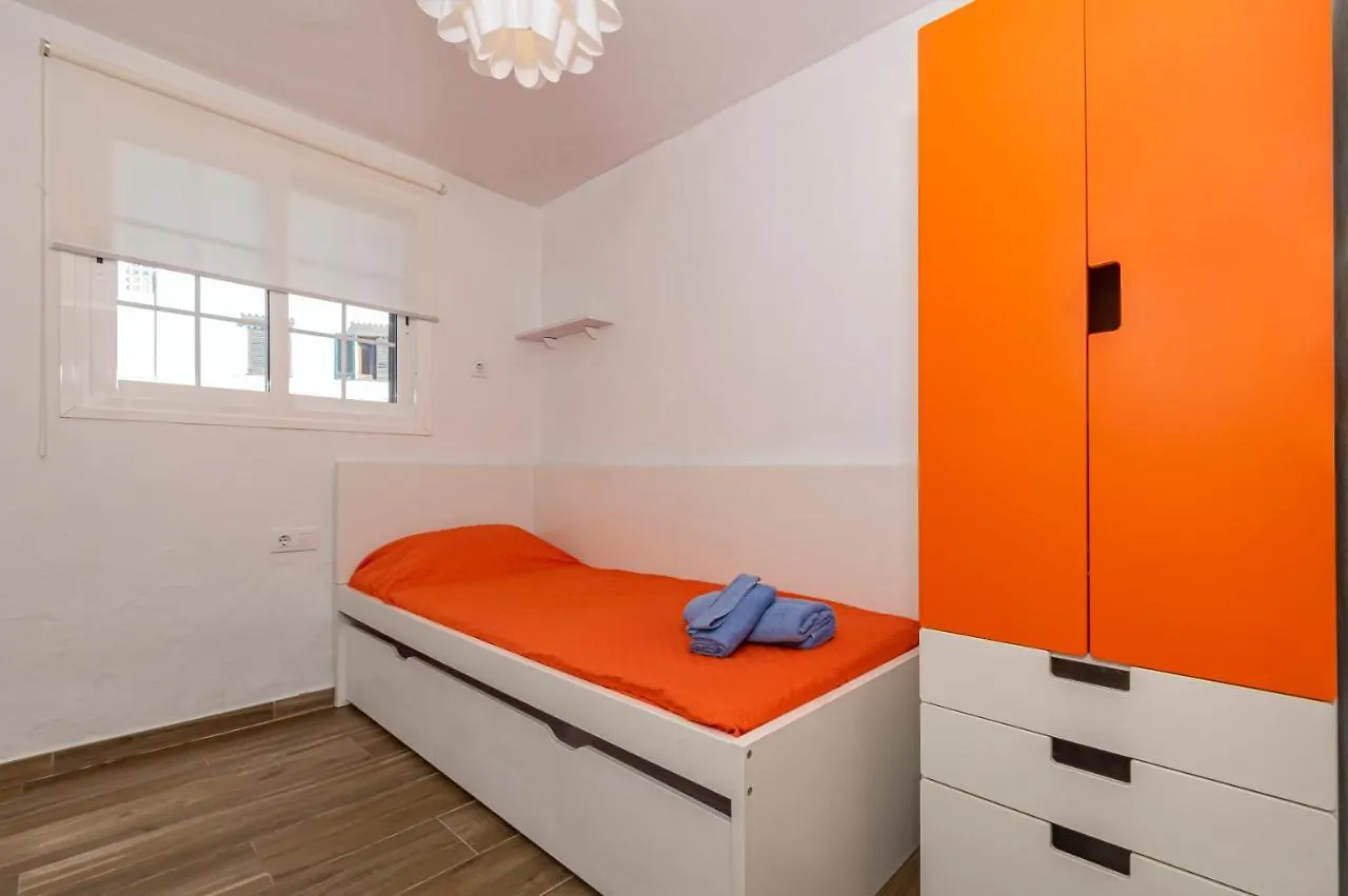 Can Pons Apartment 卡兰博希