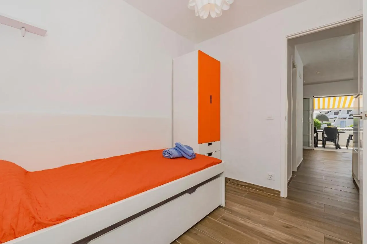 Can Pons Apartment 卡兰博希 0*,  西班牙